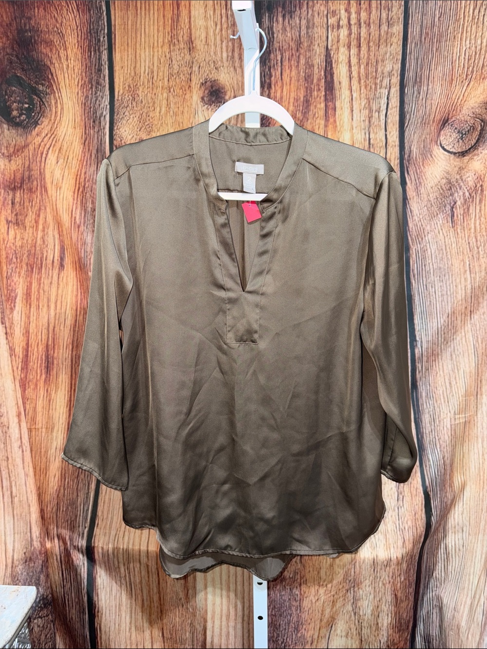 Chico’s 3/4 Sleeve Shiny Blouse Size 2 (L)